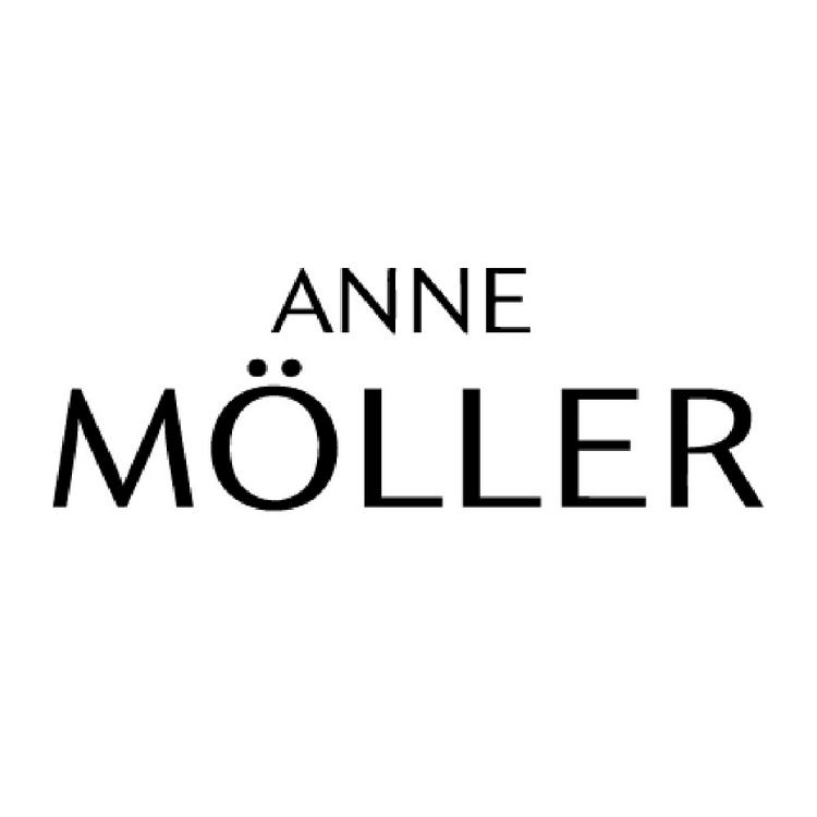 ANNE MOLLER
