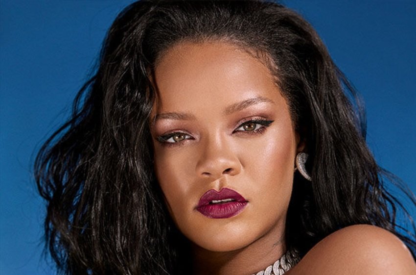 Рианна собирается запустить бренд для ухода за волосами Fenty Hair?
