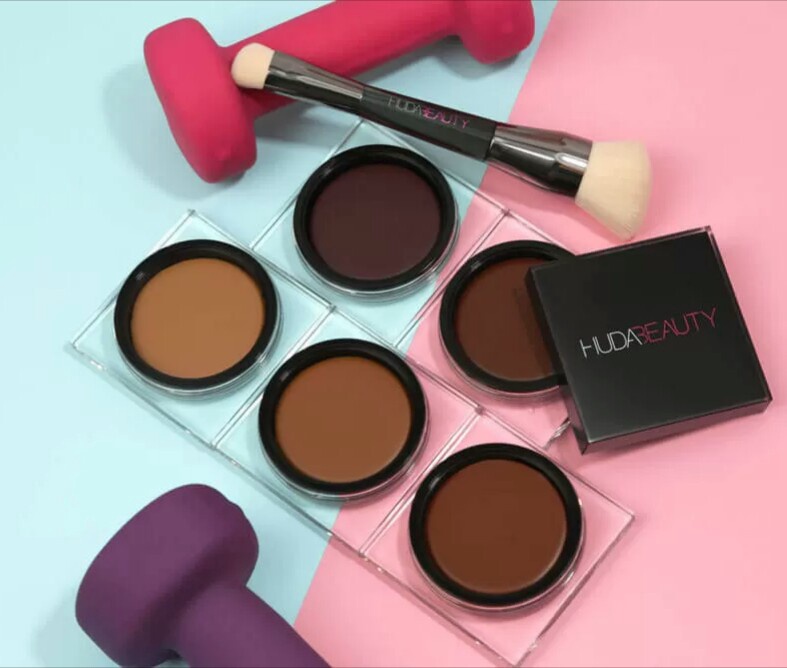 Будьте готовы к лету с Huda Beauty Tantour