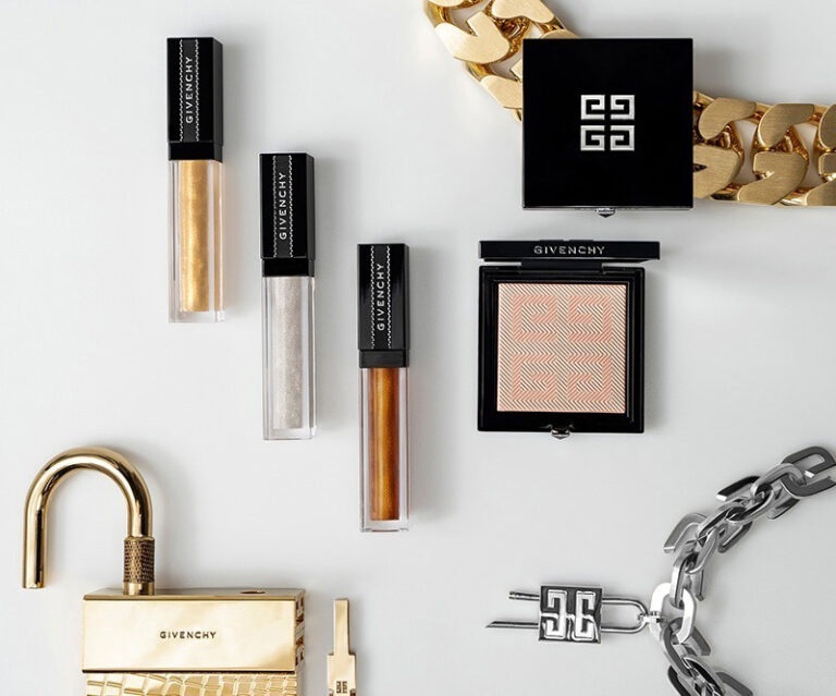 Весенне-летняя коллекция Givenchy Love Padlock 2021 