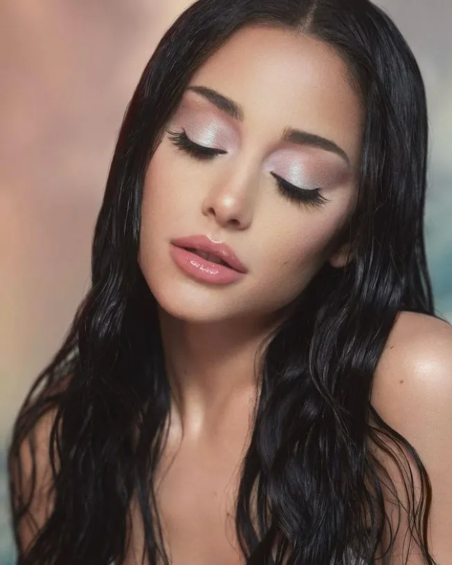 Коллекция R.E.M. Beauty by Ariana Grande Chapter 2: Goodnight N Go 