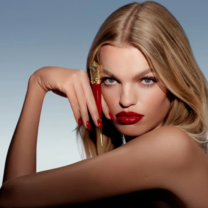 Блеск для губ Christian Louboutin Rouge Stiletto Vinyl Gloss