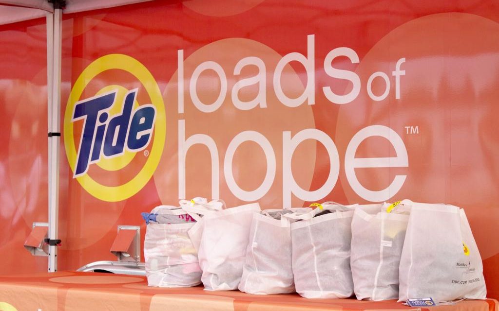 Procter & Gamble поддерживает пострадавших в связи с ураганом Лаура пожертвованием средств личной гигиены