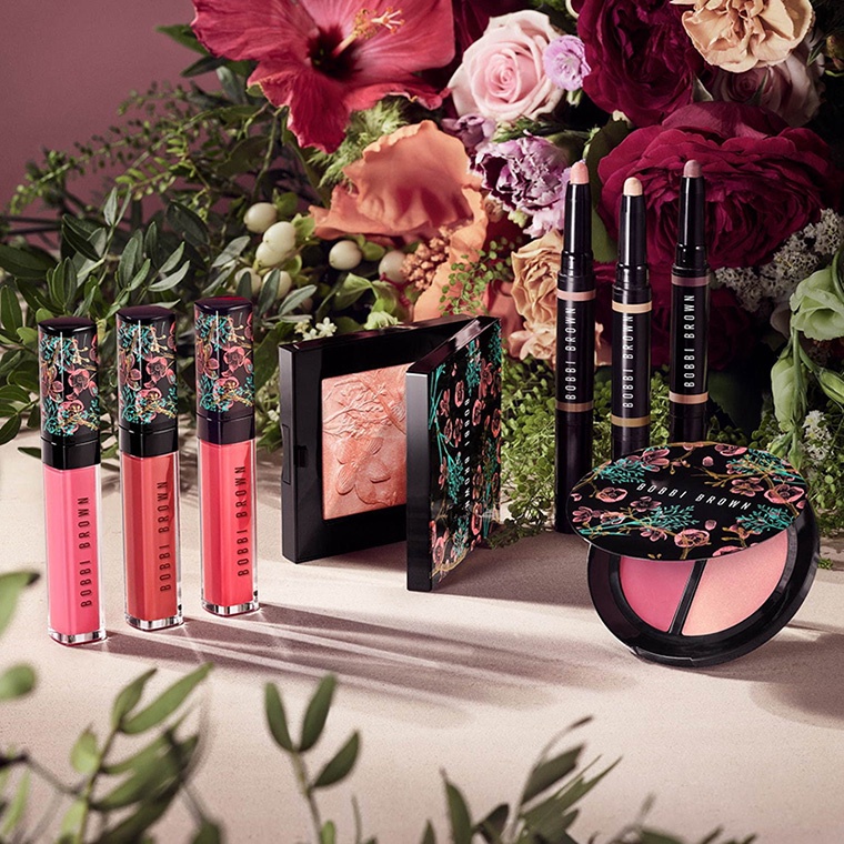 Летняя коллекция макияжа Flower Motif Bobbi Brown 2020