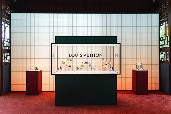 Louis Vuitton открывает поп-ап магазин в Чэнду с эксклюзивным запуском аромата