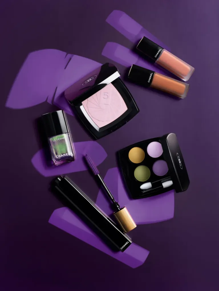 Коллекция CHANEL Fall Winter 2024 Makeup Collection Clairvoyance