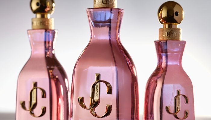 Prad придаёт полупрозрачный металлический акцент новому женскому аромату Jimmy Choo