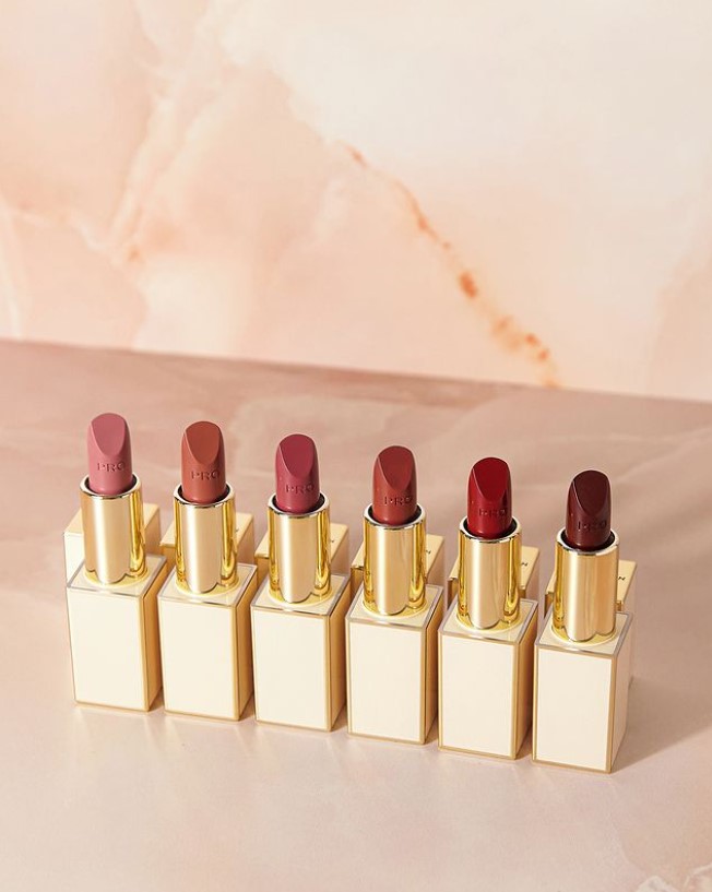 Помада Revolution Pro Rockstar Hydrating Shine Lipstick