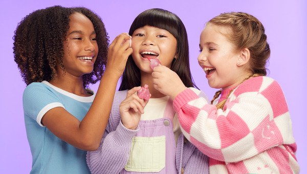 MGA Entertainment и Target запускают Mini Glam – чистую косметику для детей