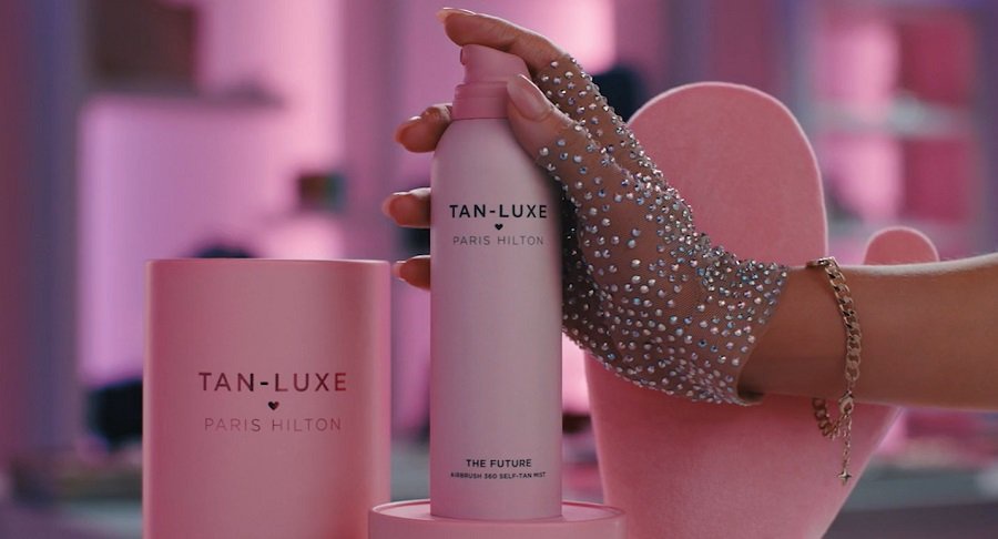 Пэрис Хилтон сотрудничает с компанией Tan-Luxe в создании линии автозагара