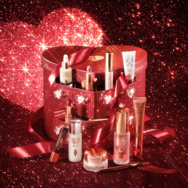 Адвент-календарь Charlotte Tilbury 2024 Beauty Advent Calendar Charlotte’s Beauty Treasure Chest of Love