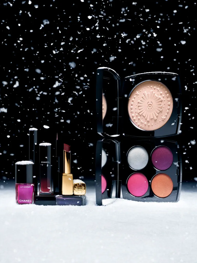 CHANEL Winter Tale 2024 Holiday Makeup BEAUTY DAY BOOK