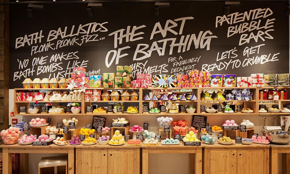 Lush деактивирует глобальные аккаунты в социальных сетях