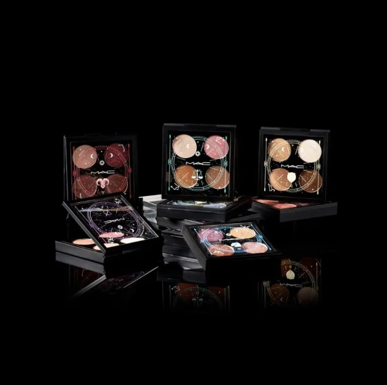 Палетки MAC Cosmetics Limited-Edition Astro 