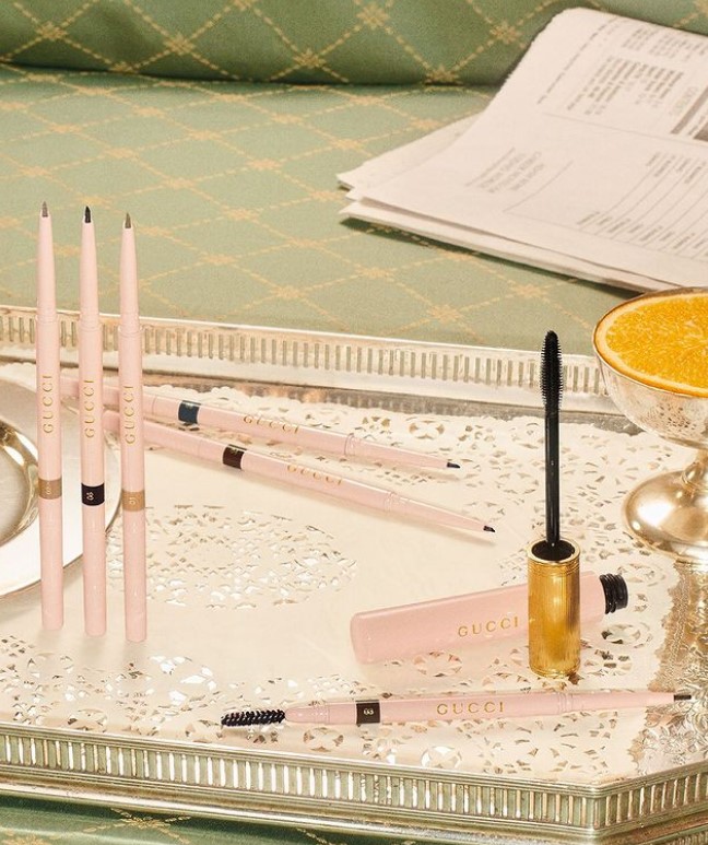 Карандаш для бровей Gucci Beauty Stylo À Sourcils Retractable Waterproof