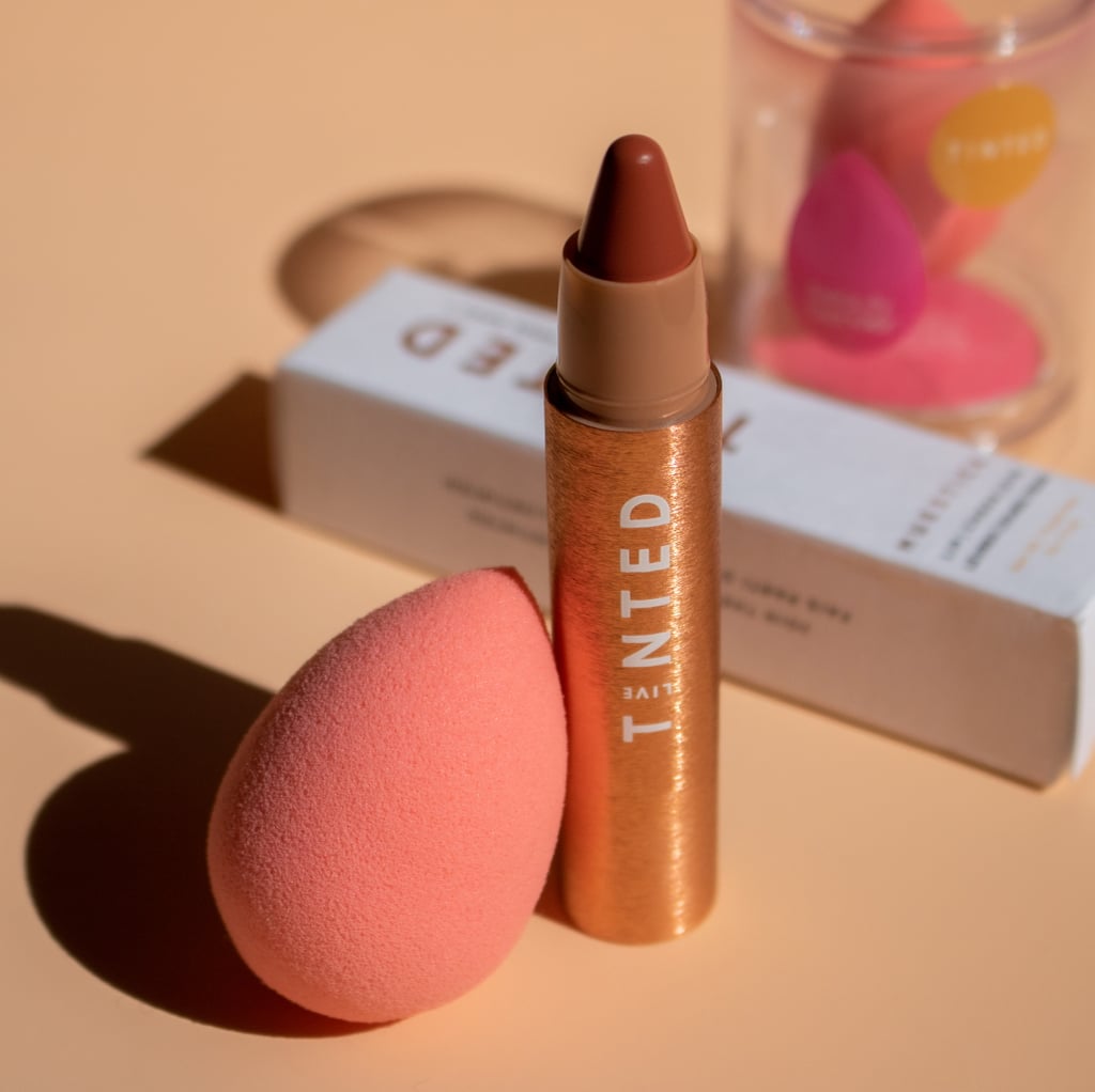 Коллаборация Beautyblender и Live Tinted