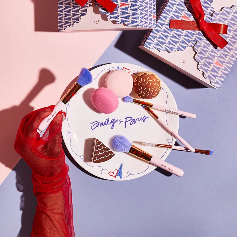 Подарочный набор Spectrum Collections Emily In Paris Patisserie Box 
