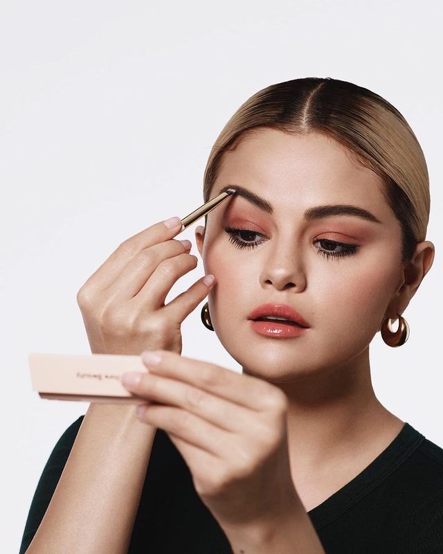 Краска и кисть для бровей Rare Beauty by Selena Gomez Brow Harmony Shape & Fill Duo