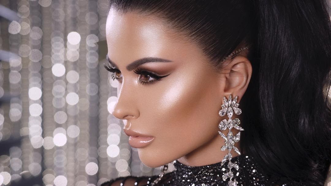 Anastasia Beverly Hills: от бровей к хайлайтерам