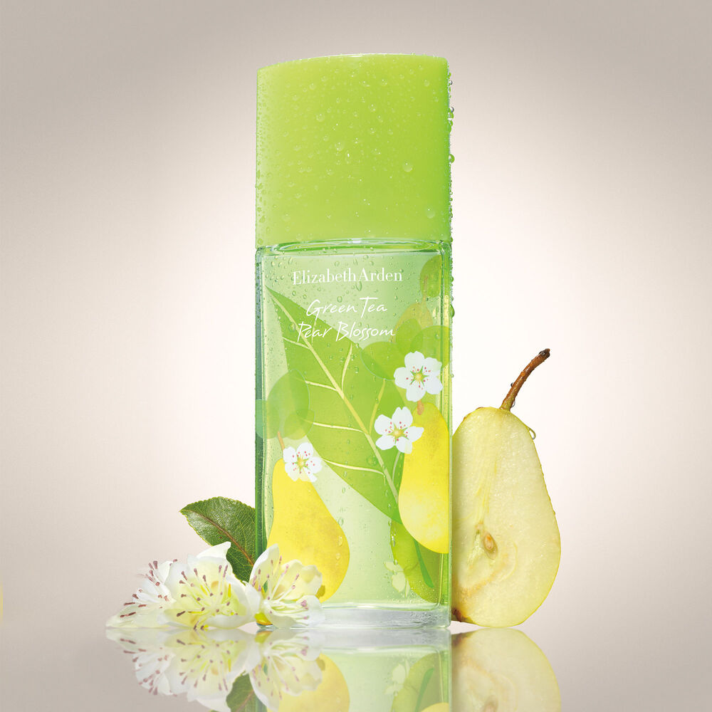 Новый женский аромат Elizabeth Arden Green Tea Pear Blossom