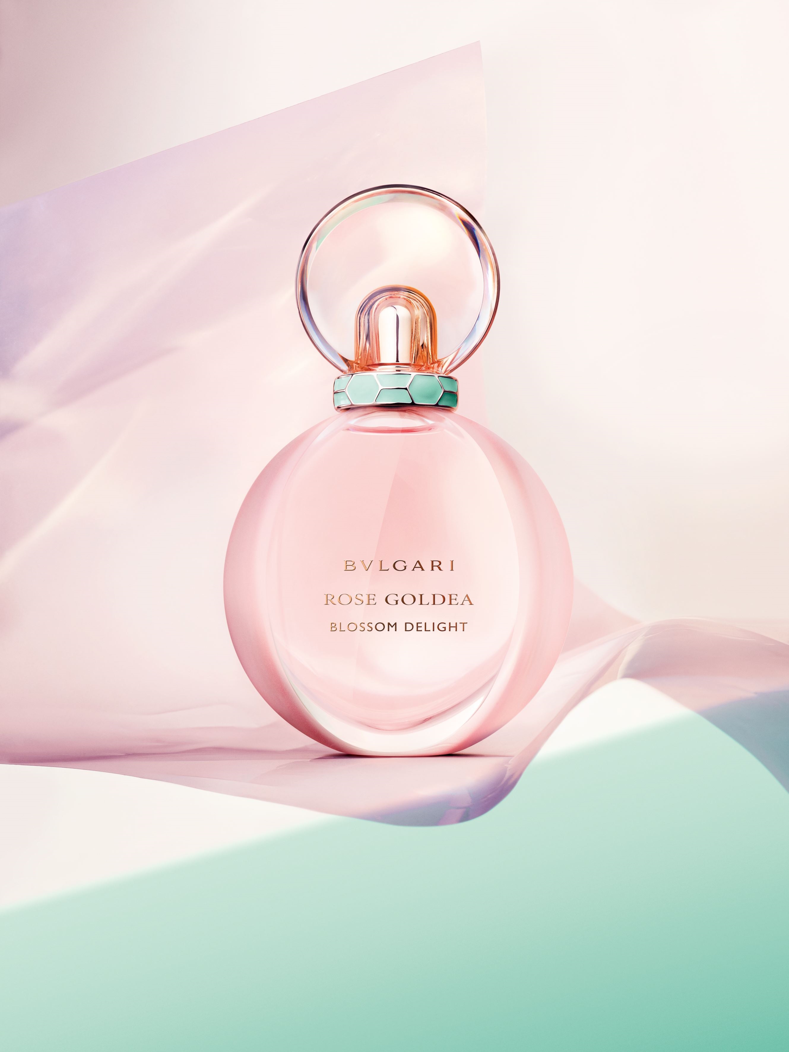 Новый аромат Bvlgari Rose Goldea Blossom Delight 