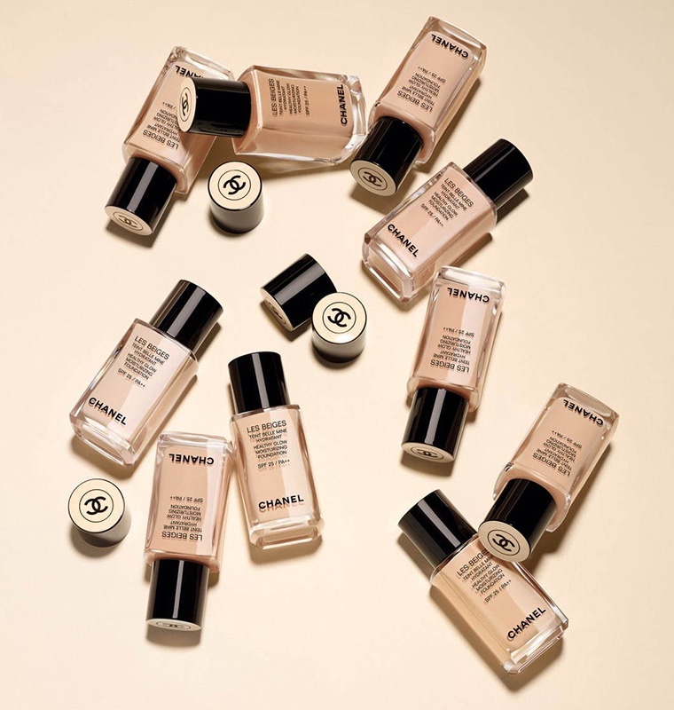 Осенняя коллекция макияжа Chanel Les Beiges Healthy Glow Moisturizing Foundation 2020