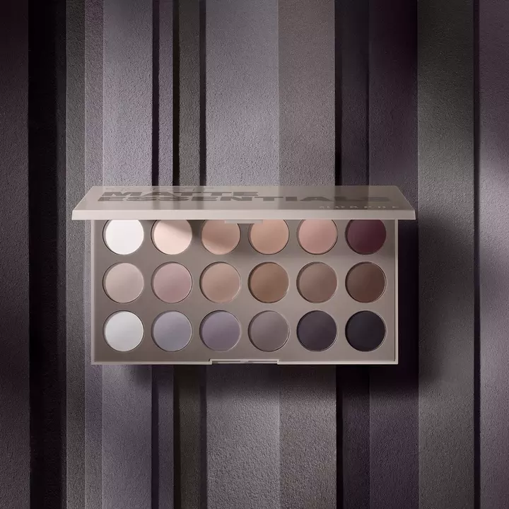 Палетка Morphe 18CT Matte Essentials Artistry Palette