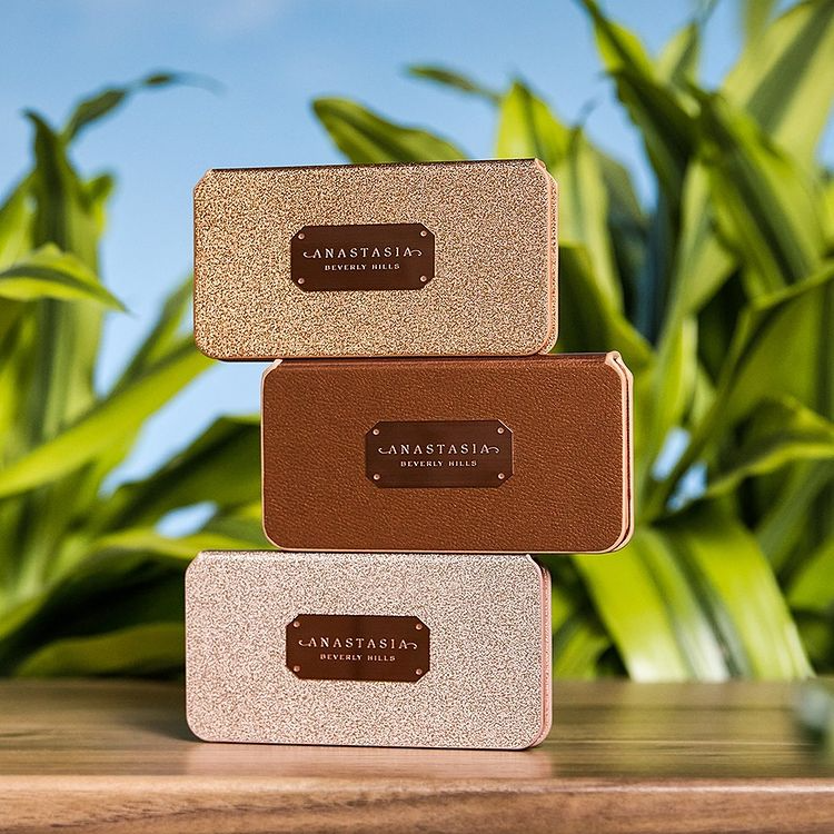 Палетки для лица Anastasia Beverly Hills Summer 2021 