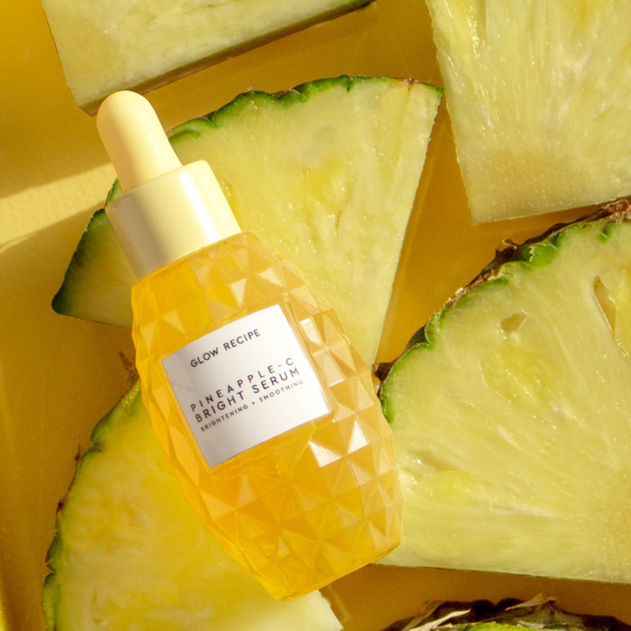 Яркая сыворотка для лица от Glow Recipe Pineapple-C 