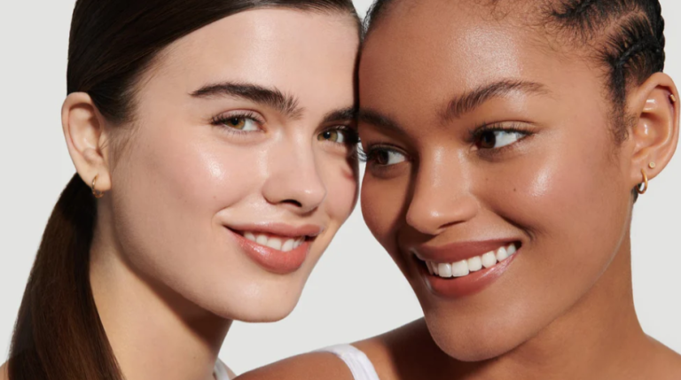 Тон для лица Lisa Eldridge Seamless Skin Enhancing Tint