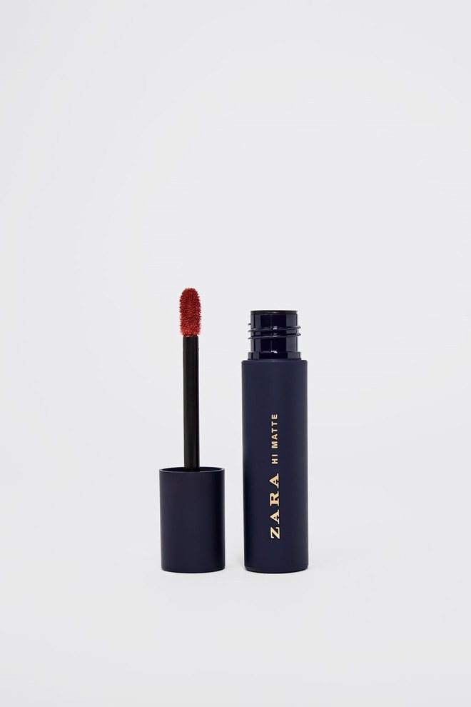 Zara запустила производство декоративной косметики.