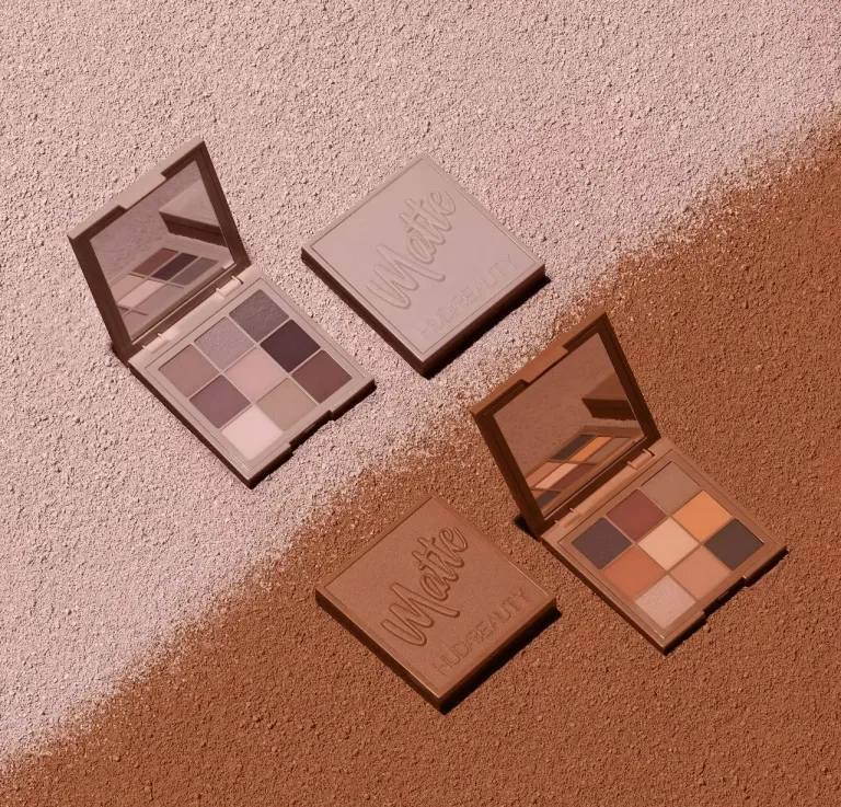 Палетки теней для век Huda Beauty Matte Obsessions 