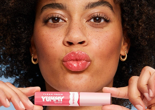 Блеск для губ CoverGirl Clean Fresh Yummy 