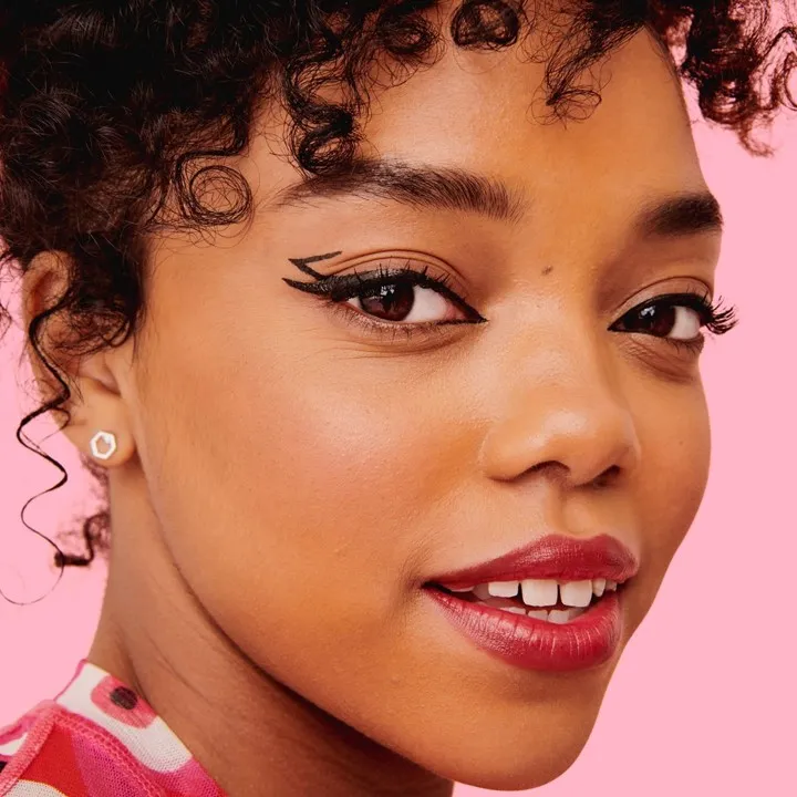 Подводка Benefit Cosmetics They’re Real Xtreme Precision 