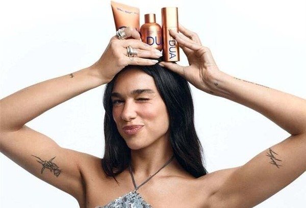 Augustinus Bader объединился с Dua Lipa для создания линии косметических средств по уходу за кожей 