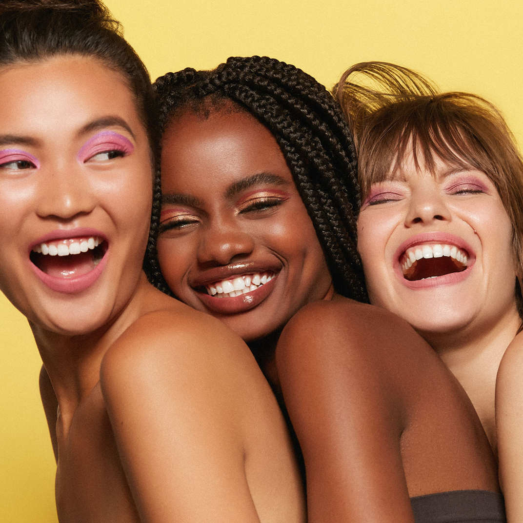 Urban Outfitters запускают косметическую линию