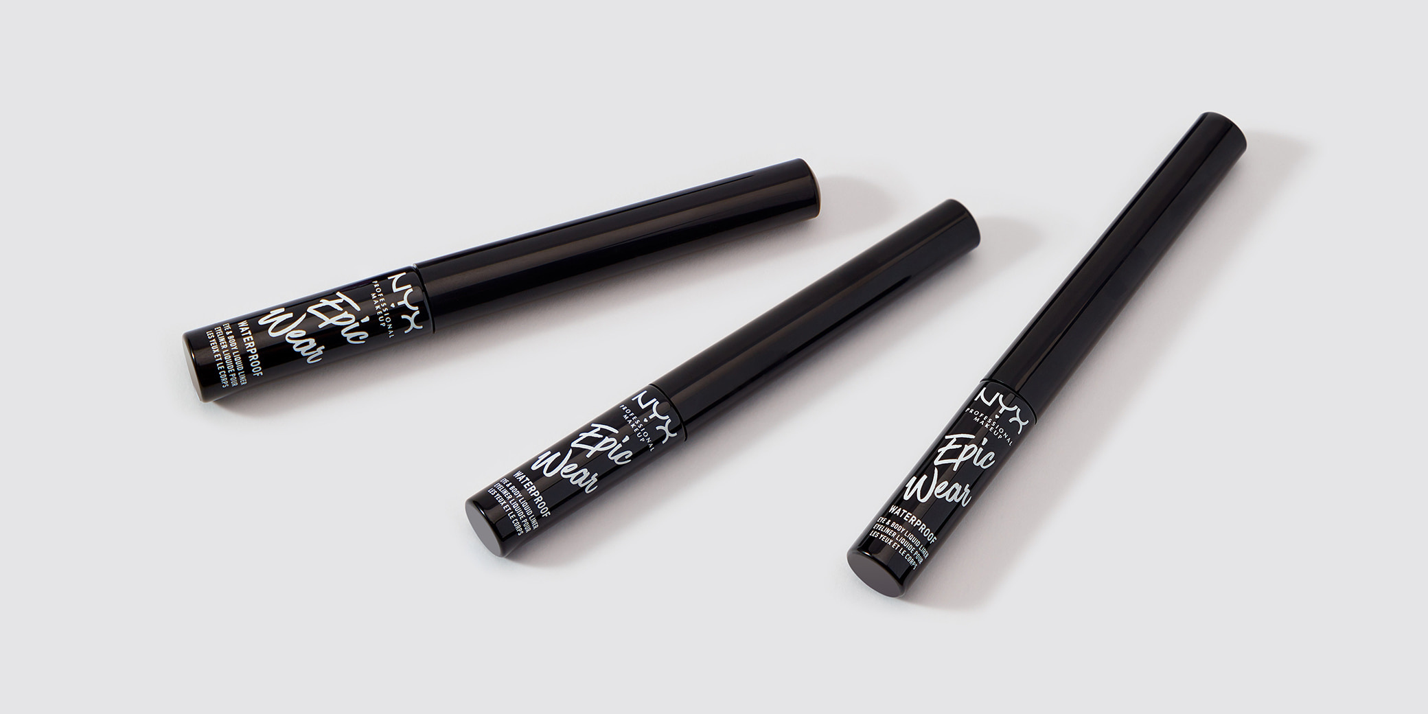 Жидкий лайнер для глаз и бодиарта Epic Wear от NYX Professional Makeup со скидкой в Золотом Яблоке