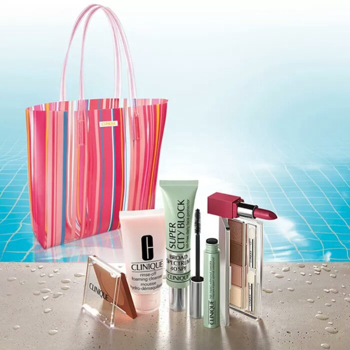 Готовьтесь к лету с набором Essentials Clinique Beach Bag