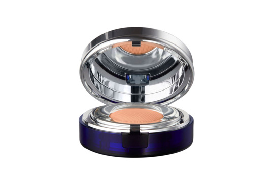 Новинка от La Prairie-Skin Caviar Essence-In-Foundation